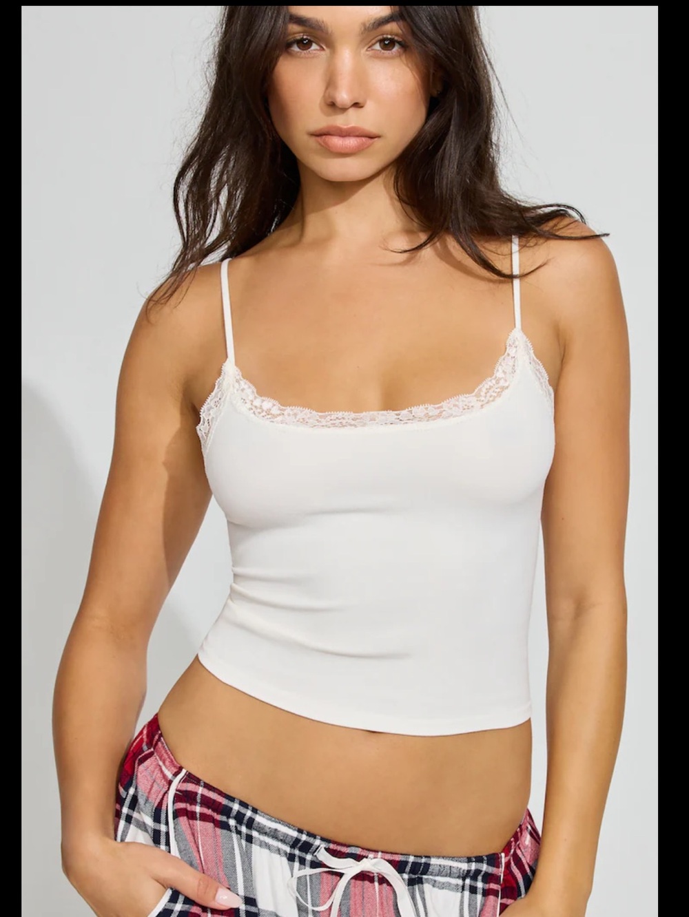 Garage - Seamless Lace Trim Cami Top